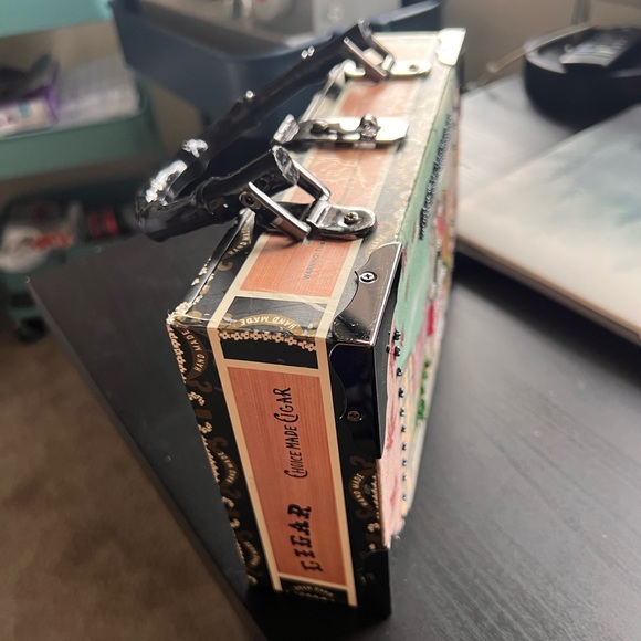 Cigar box purse New York - Picture 4 of 4